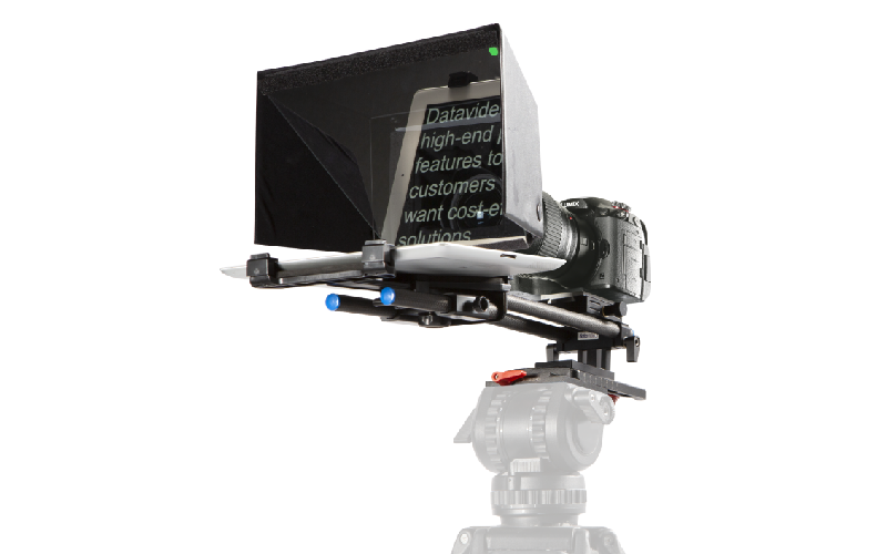 Teleprompter Datavideo TP-500 pro tablet a DSLR v sestavě; kamera a stativ nejsou součástí balení